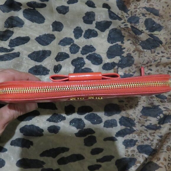 MIU MIU Prada Orange Italian Patent Leather Italian Long Wallet Full Zip Bow GUC - Picture 6 of 12